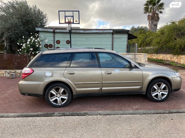 מודעת רכב סובארו אאוטבק