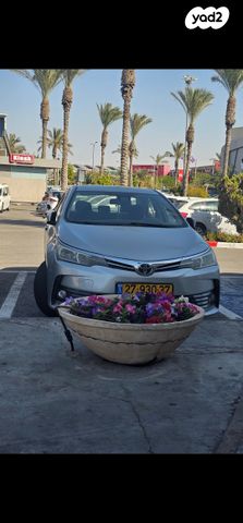 מודעת רכב טויוטה קורולה