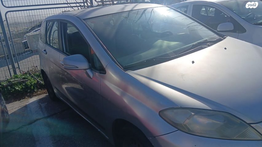 מודעת רכב הונדה FR-V