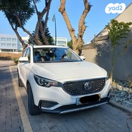 מודעת רכב אם ג'י ZS