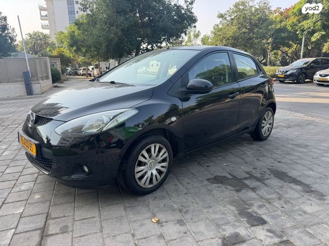 מודעת רכב מאזדה 2