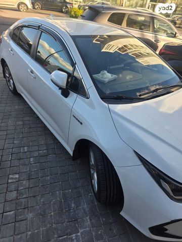 מודעת רכב טויוטה קורולה