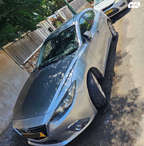 מודעת רכב מאזדה 3