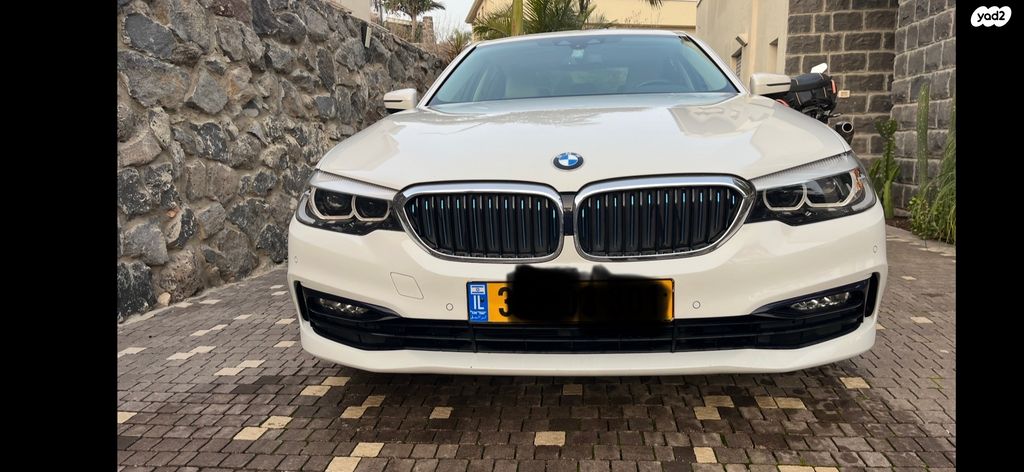 מודעת רכב ב מ וו סדרה 5