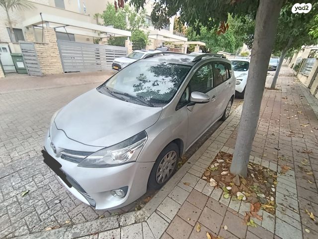 מודעת רכב טויוטה ורסו