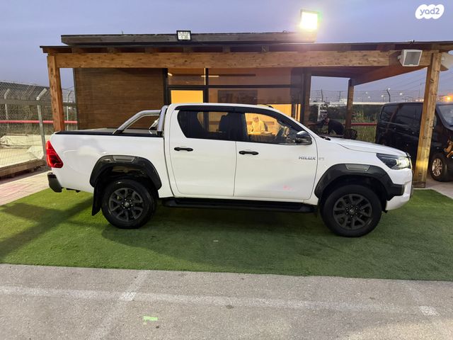 מודעת רכב טויוטה היילקס 1