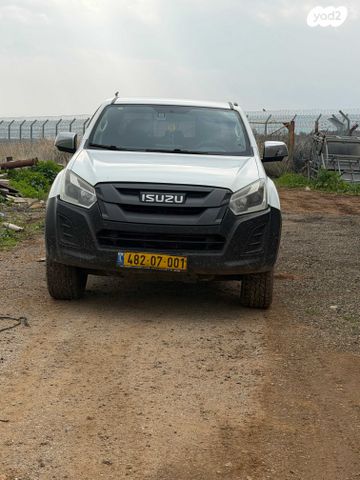 מודעת רכב איסוזו די-מקס