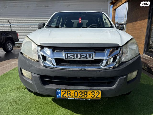 מודעת רכב איסוזו די-מקס