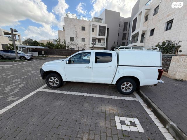 מודעת רכב איסוזו די-מקס