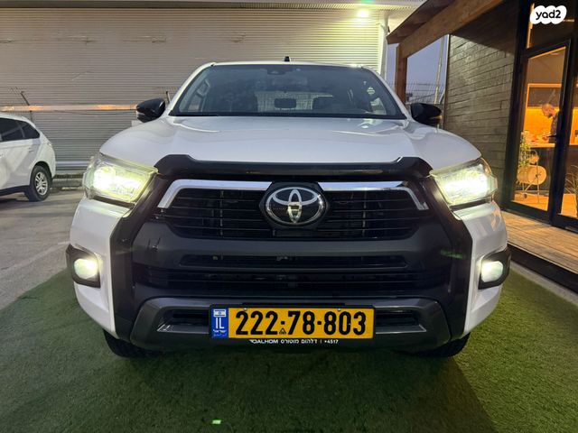 מודעת רכב טויוטה היילקס 2