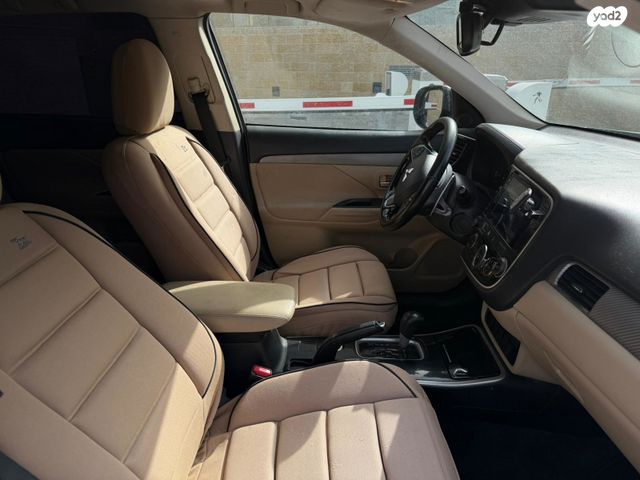 מודעת רכב מיצובישי אאוטלנדר 2