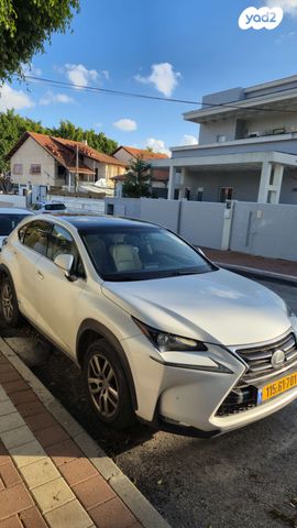 מודעת רכב לקסוס NX