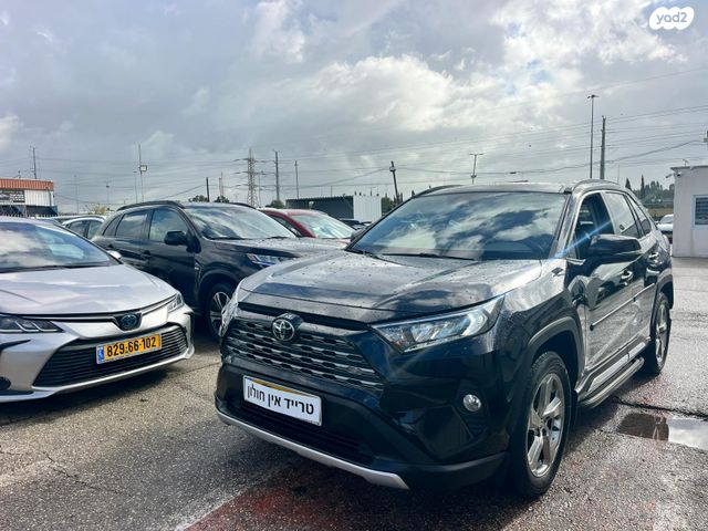 מודעת רכב טויוטה RAV4