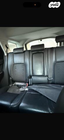 מודעת רכב לנד רובר דיסקברי ספורט