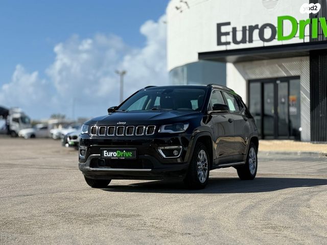 מודעת רכב ג'יפ קומפאס