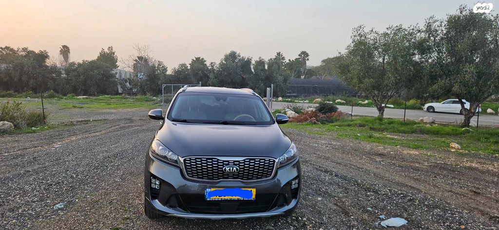 מודעת רכב קיה סורנטו