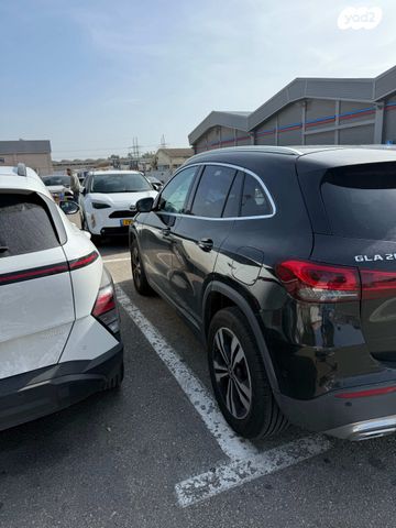 מודעת רכב מרצדס-בנץ GLA