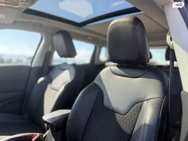 מודעת רכב ג'יפ קומפאס 2