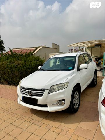 מודעת רכב טויוטה RAV4
