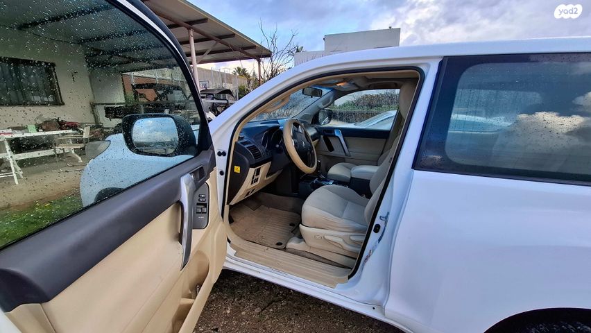 מודעת רכב טויוטה לנד קרוזר