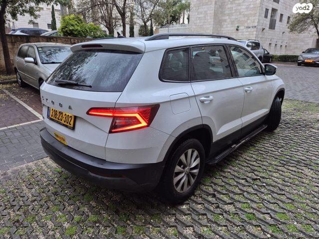 מודעת רכב סקודה קארוק