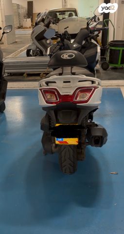 מודעת רכב קימקו דאון-טאון 350