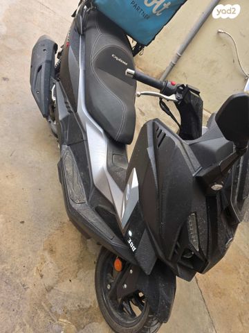 מודעת רכב סאן יאנג קרוזים 300