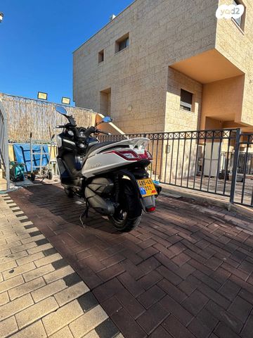 מודעת רכב קימקו דאון-טאון 250ABS