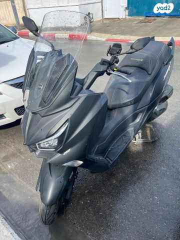 מודעת רכב סאן יאנג ג'וי-מקס Z-250