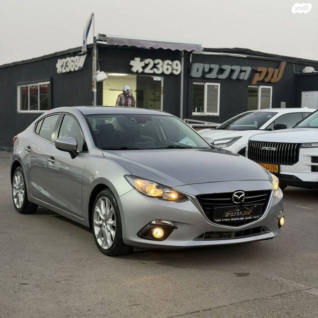 מודעת רכב מאזדה 3