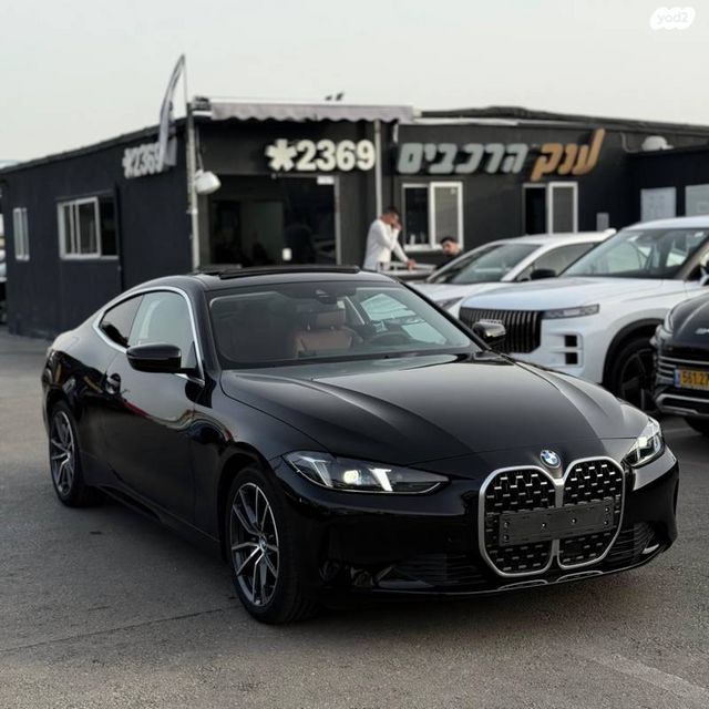 מודעת רכב ב מ וו סדרה 4