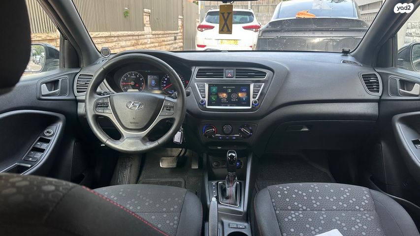 מודעת רכב יונדאי i20