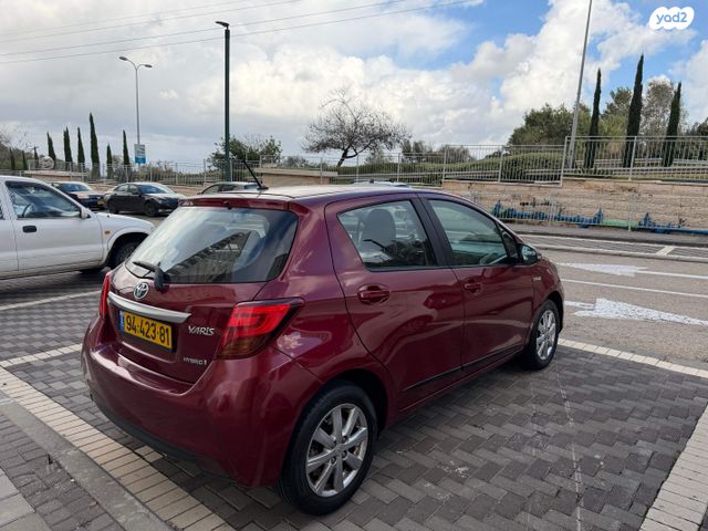 מודעת רכב טויוטה יאריס 2