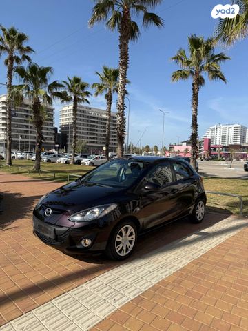 מודעת רכב מאזדה 2