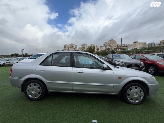 מודעת רכב מאזדה 323
