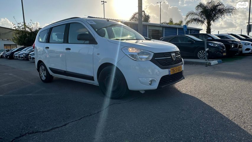 מודעת רכב דאצ'יה לודג'י