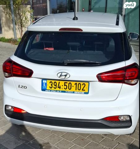 מודעת רכב יונדאי i20