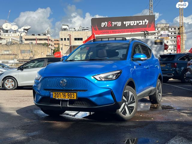 מודעת רכב אם ג'י ZS