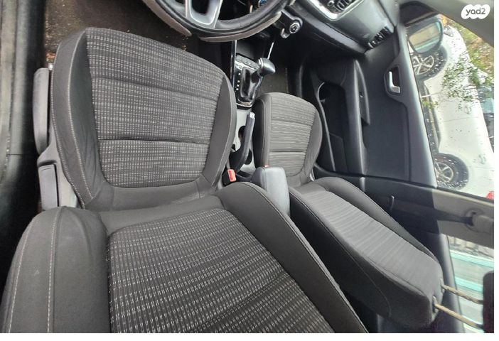 מודעת רכב קיה סטוניק 1