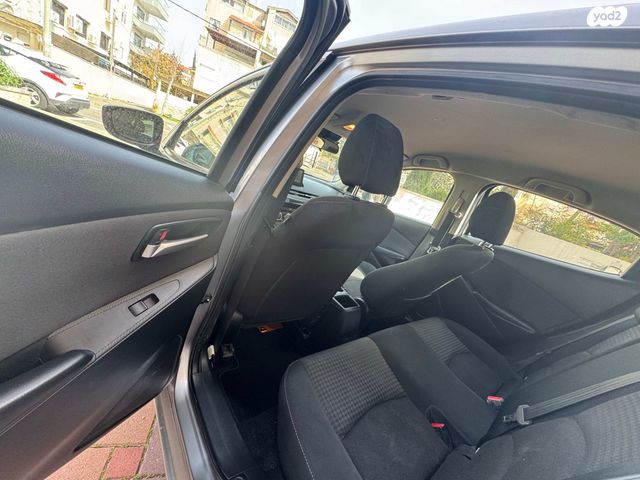 מודעת רכב מאזדה 2 2