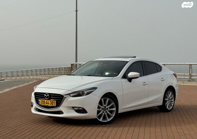 מודעת רכב מאזדה 3