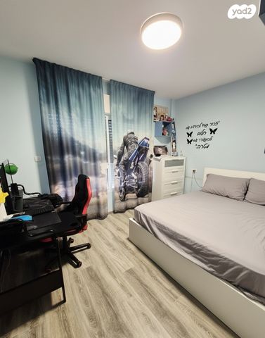 מרדכי מקלף 65