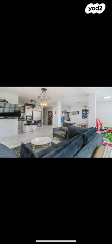 לילינבלום 6