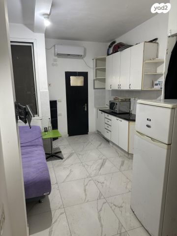 זאב אורלוב 74