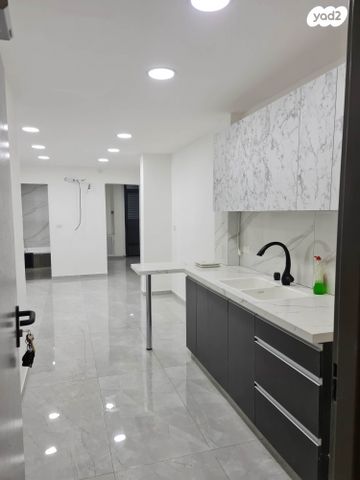 יביע אומר 13