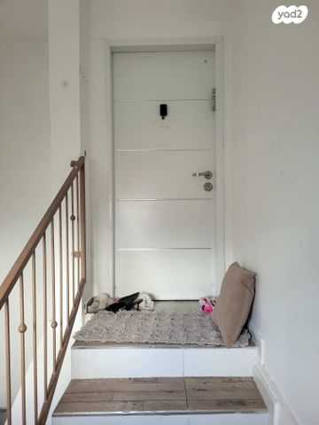 יצחק בן צבי 25