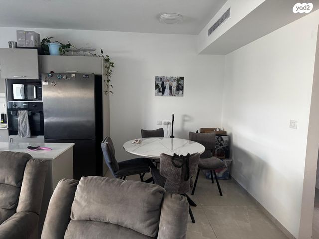 לילינבלום 5