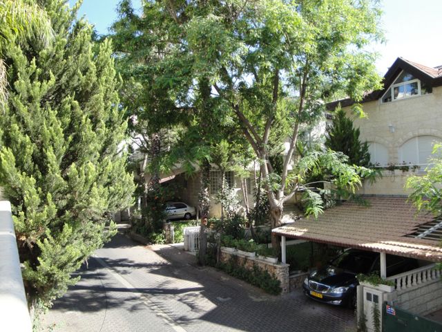 דו משפחתי להשכרה בירושלים — 3