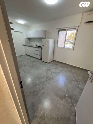 משה חיים שפירא 48