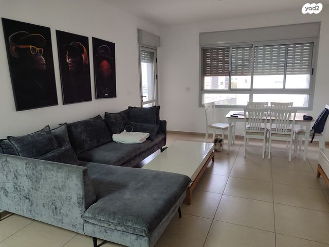 שושנה דמארי 2